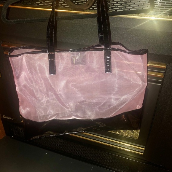 Vintage Guess Tote Pink Mesh & Black Patten Faux! - Picture 2 of 9